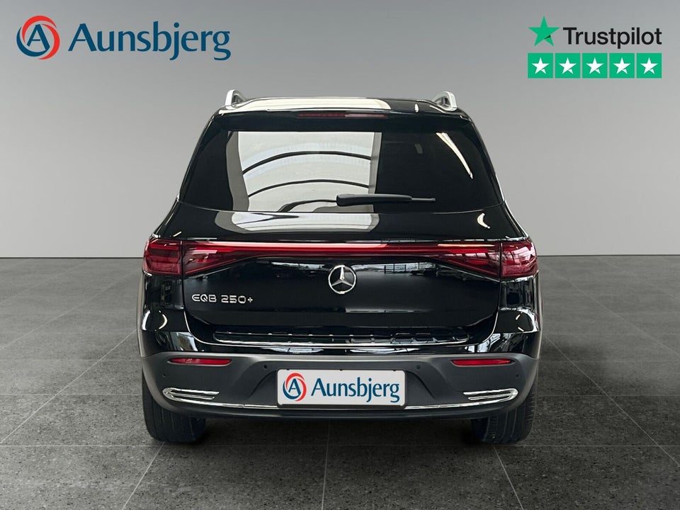 Mercedes EQB250+ Progressive 5d