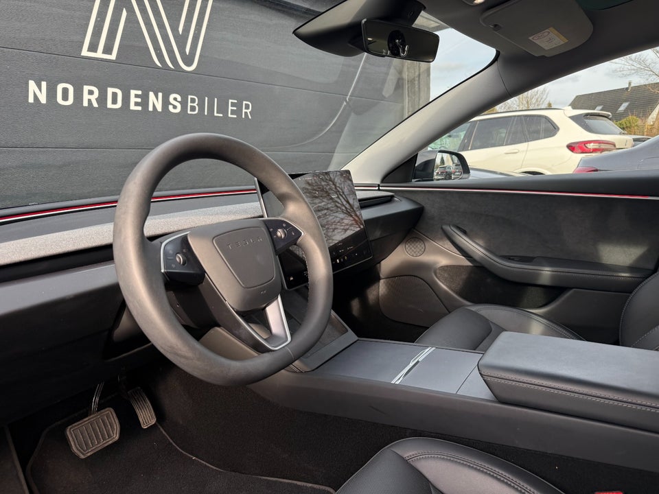 Tesla Model 3 Long Range AWD 4d