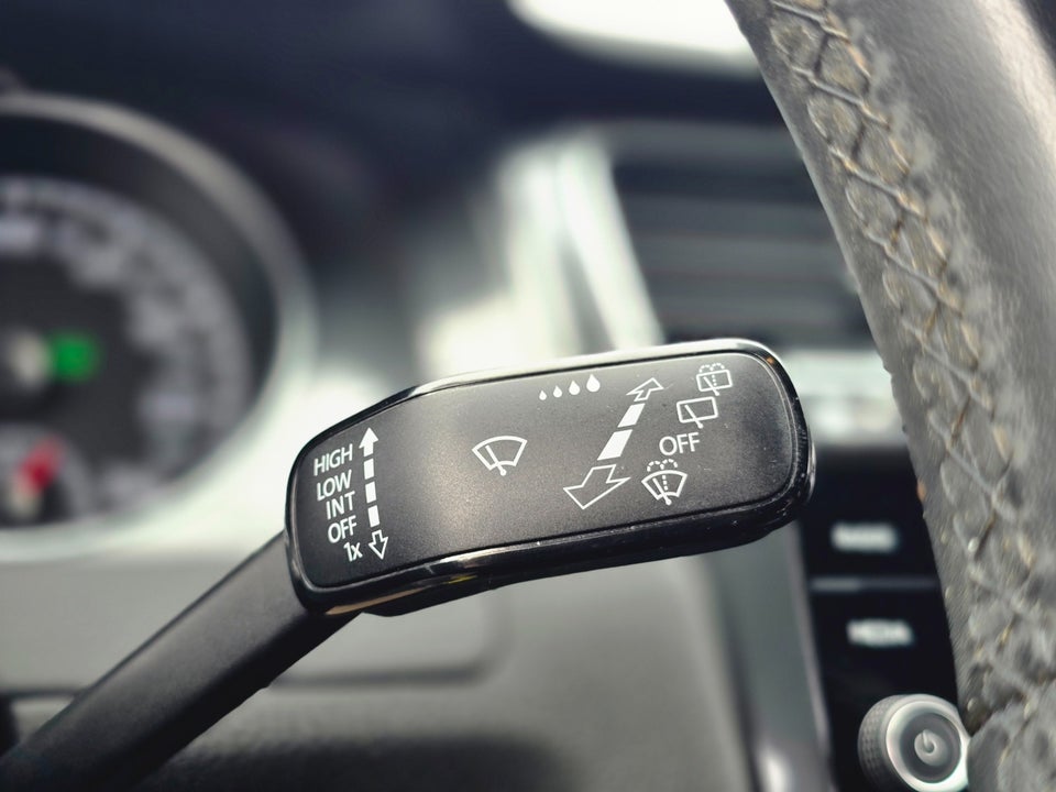 VW Golf VII 1,5 TSi 130 Comfortline DSG 5d