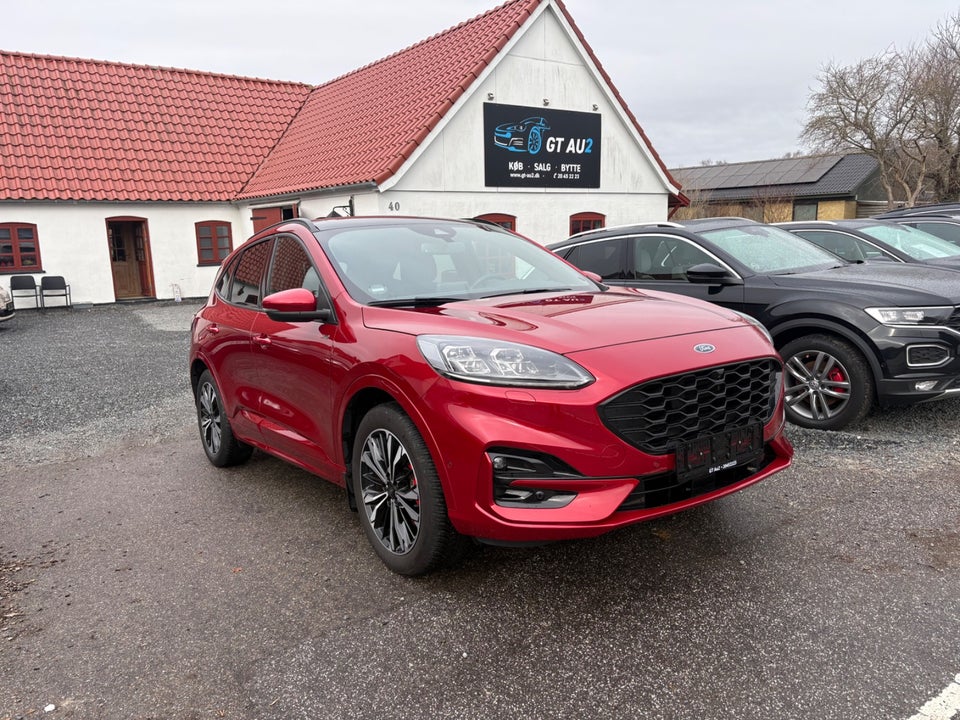 Ford Kuga 2,5 HEV ST-Line X CVT 5d