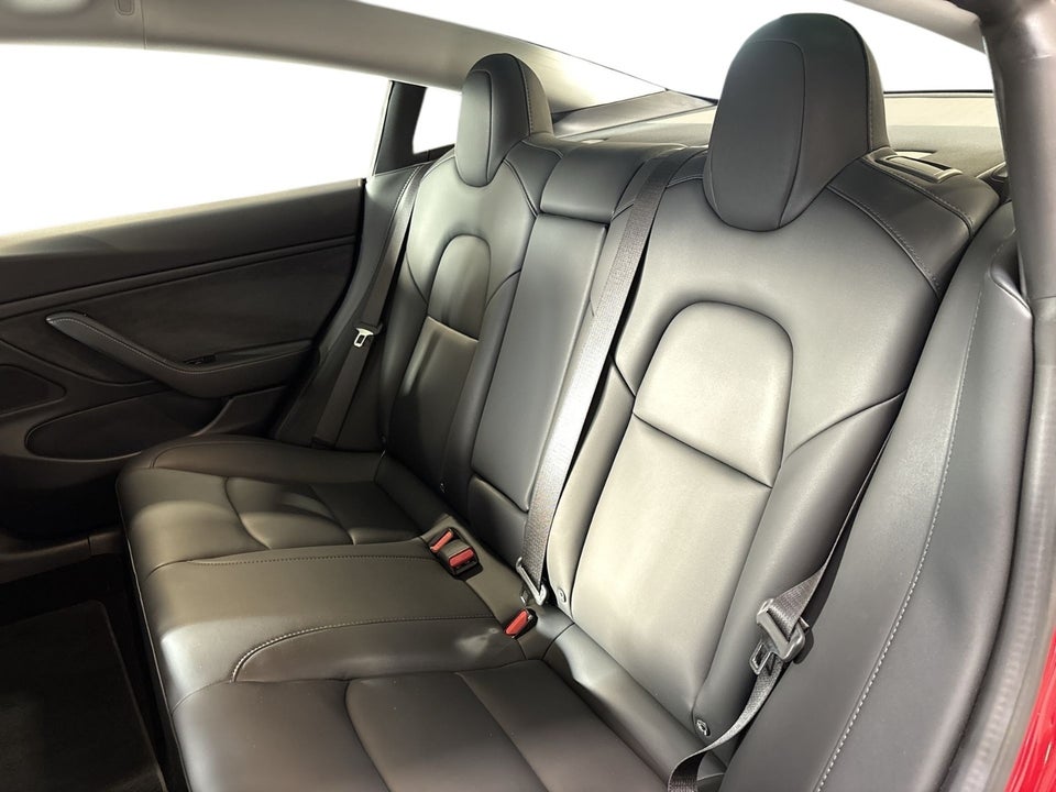 Tesla Model 3 Performance AWD 4d