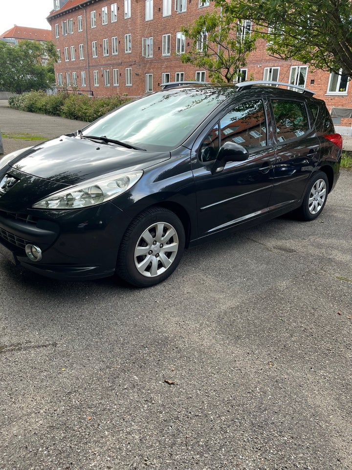 Peugeot 207 1,6 VTi Premium SW 5d