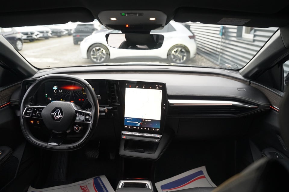 Renault Megane E-Tech 60 Iconic 5d