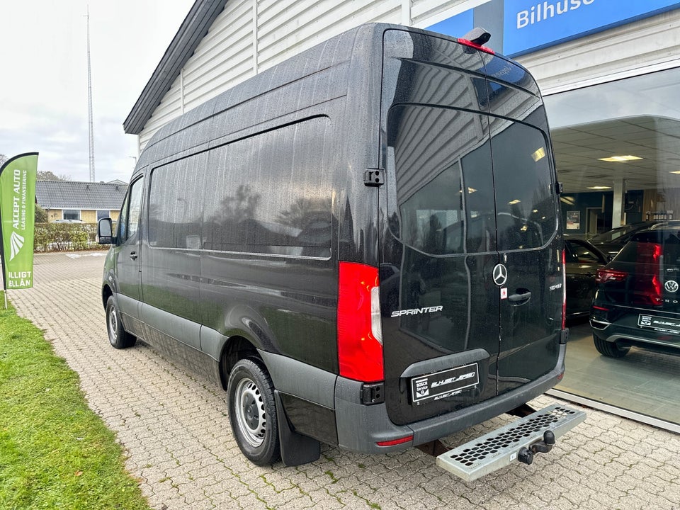Mercedes Sprinter 317 2,0 CDi A2 Kassevogn aut. RWD