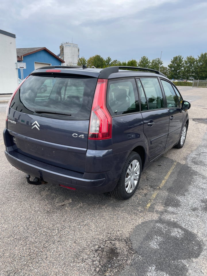 Citroën Grand C4 Picasso 1,8 16V Prestige 7prs 5d