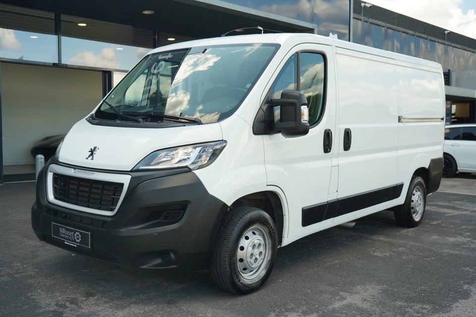 Peugeot Boxer 330 2,0 BlueHDi 130 L2H1 Premium