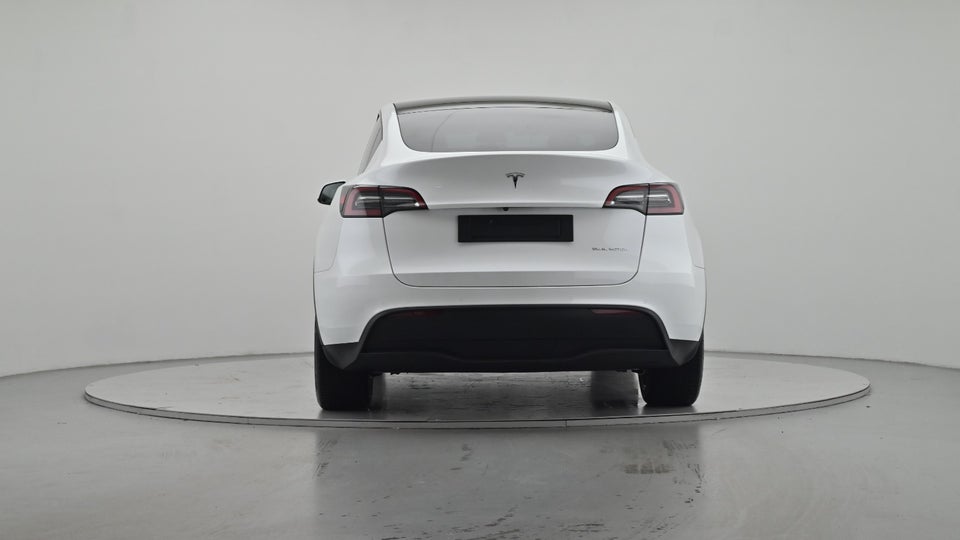 Tesla Model Y Long Range AWD 5d