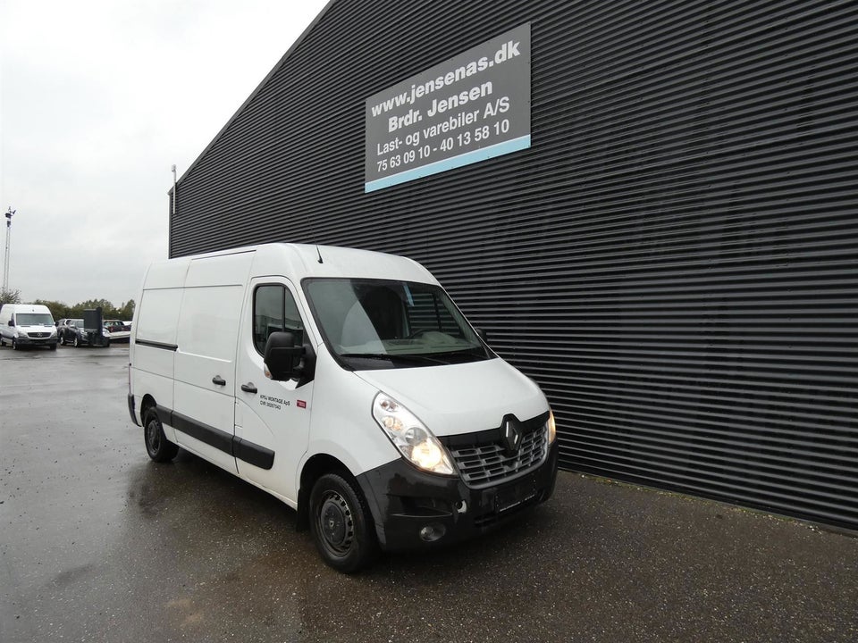 Renault Master III T35 2,3 dCi 145 L2H2 Kassevogn