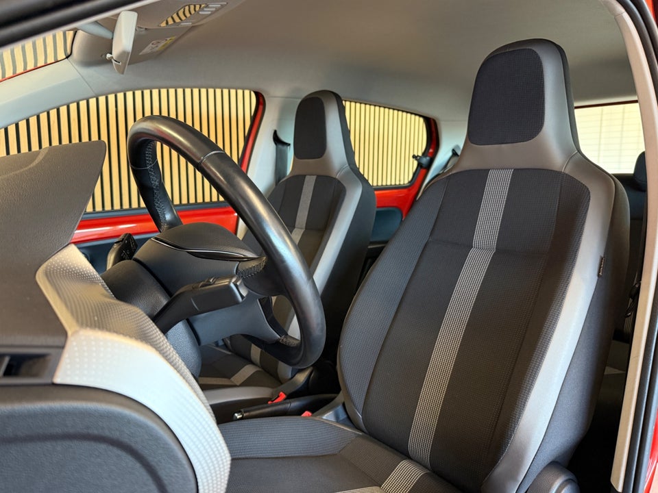 VW Up! 1,0 TSi 90 High Up! BMT 5d