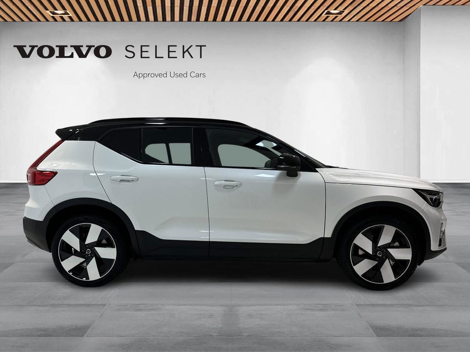 Volvo XC40 ReCharge Twin Ultimate 5d