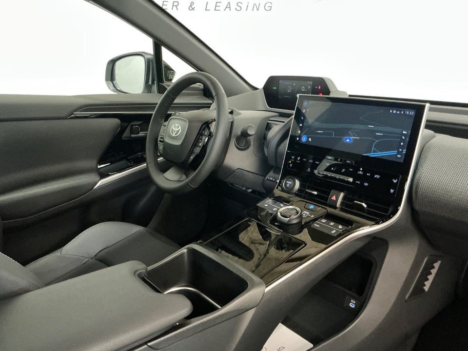 Toyota bZ4X Executive 5d