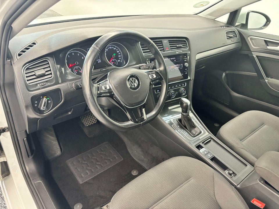 VW Golf VII 1,5 TSi 130 Comfortline Variant DSG 5d