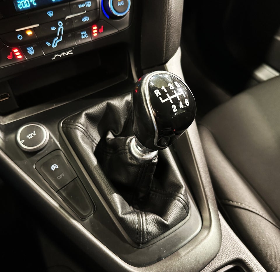 Ford Focus 1,0 SCTi 125 Titanium stc. 5d