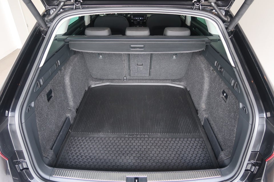 Skoda Superb 1,4 TSi 150 Ambition Combi DSG 5d