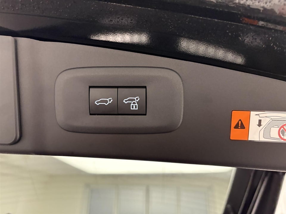 Lexus RZ300e Luxury 5d