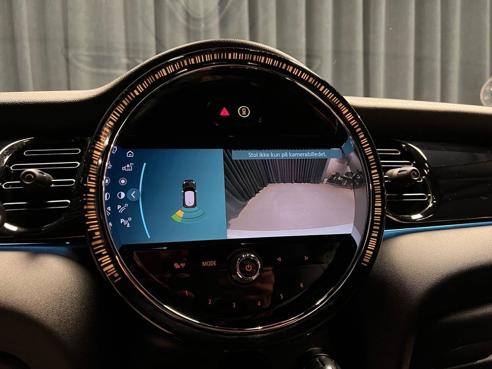 MINI Cooper SE Edition Premium Plus 3d