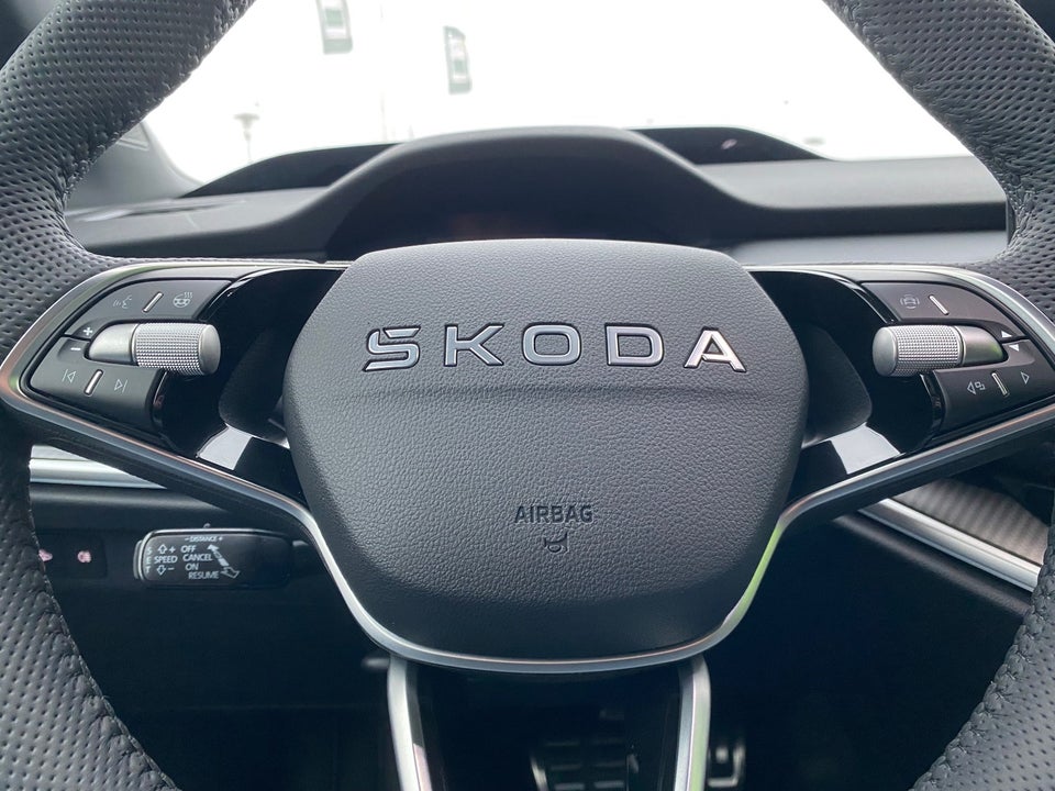 Skoda Enyaq 85 iV Sportline Advanced 5d