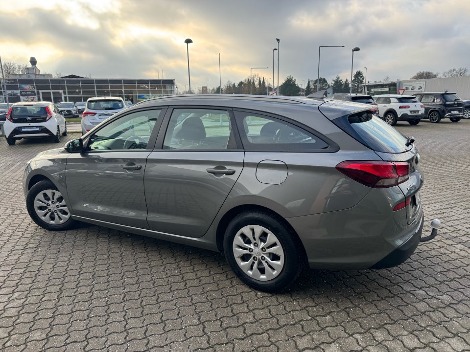 Hyundai i30 1,0 T-GDi Life Komfort stc. 5d