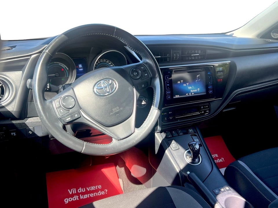 Toyota Auris 1,8 Hybrid H2 Comfort CVT 5d