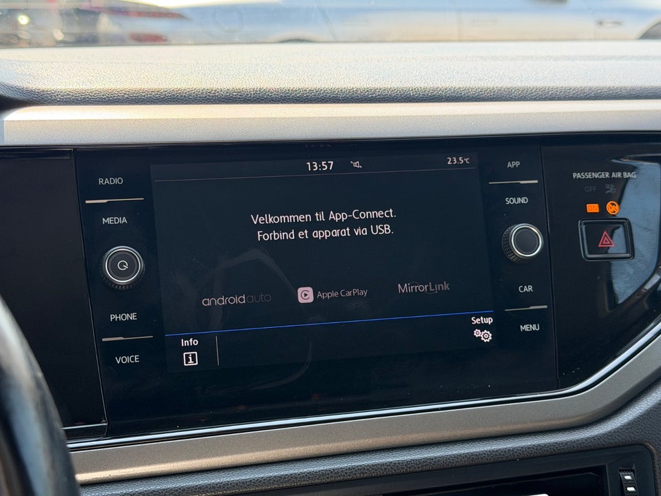 VW Polo 1,0 TSi 95 Comfortline Connect 5d