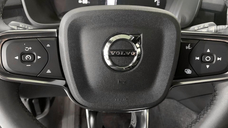 Volvo XC40 P6 ReCharge Core 5d