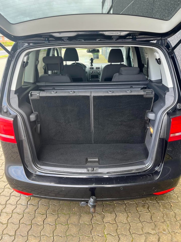 VW Touran 1,6 TDi 105 Comfortline BMT 7prs 5d