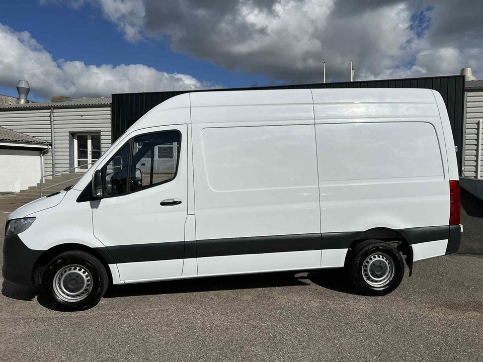 Mercedes Sprinter 316 2,2 CDi A2 Kassevogn RWD