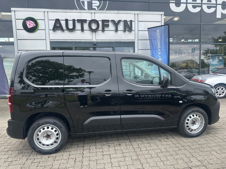 Peugeot Partner 1,5 BlueHDi 130 L1V1 Plus EAT8 Van
