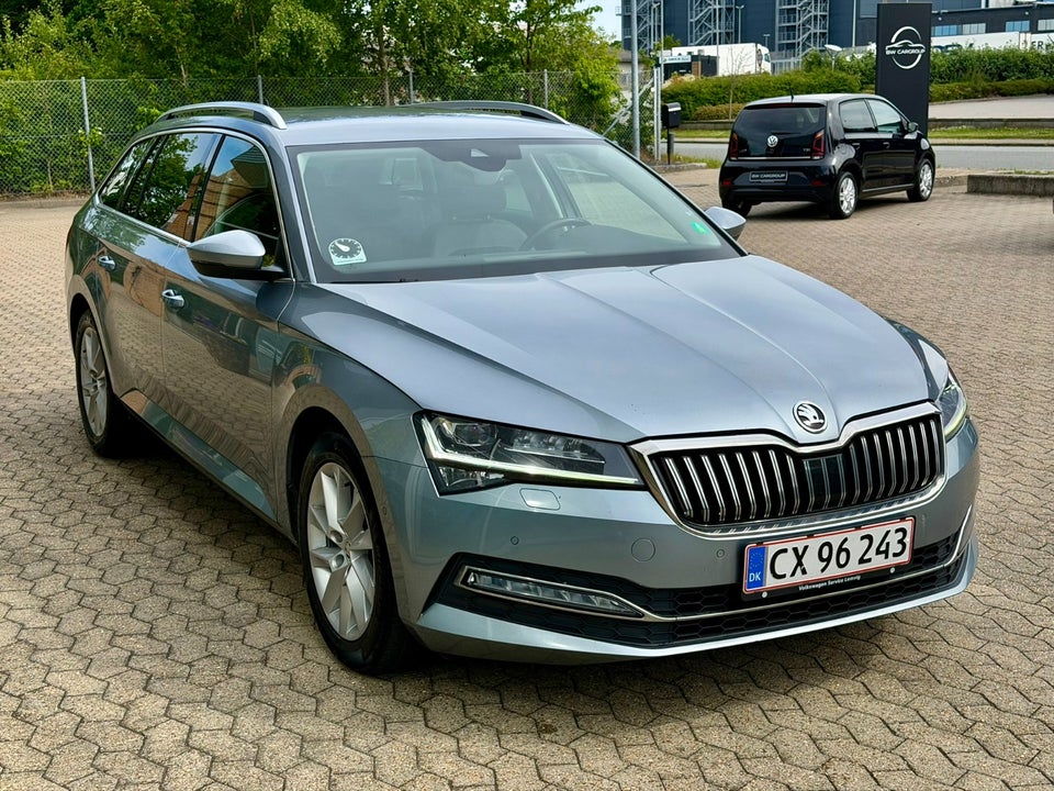 Skoda Superb 2,0 TDi 150 Business Executive Combi DSG 5d