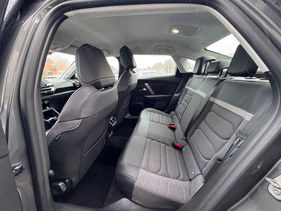 Citroën ë-C4 X 50 Concorde Premiere Pack 4d