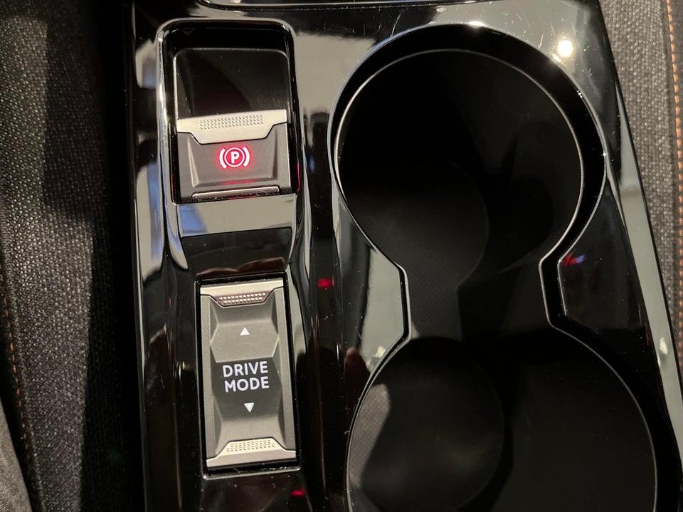 Peugeot e-208 50 Style 5d