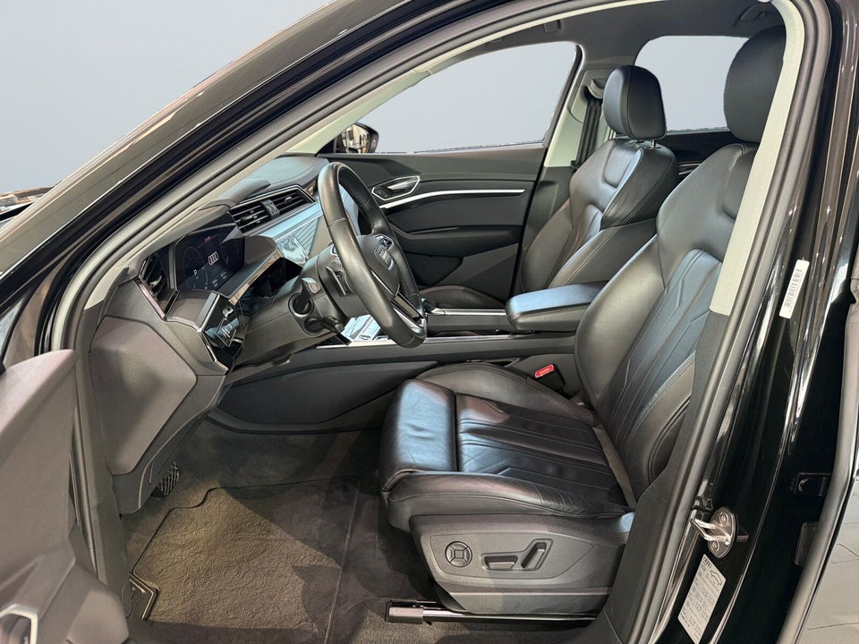 Audi e-tron 55 Advanced Sportback quattro 5d