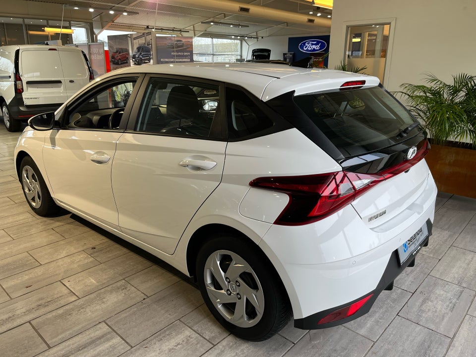 Hyundai i20 1,2 MPi Essential 5d