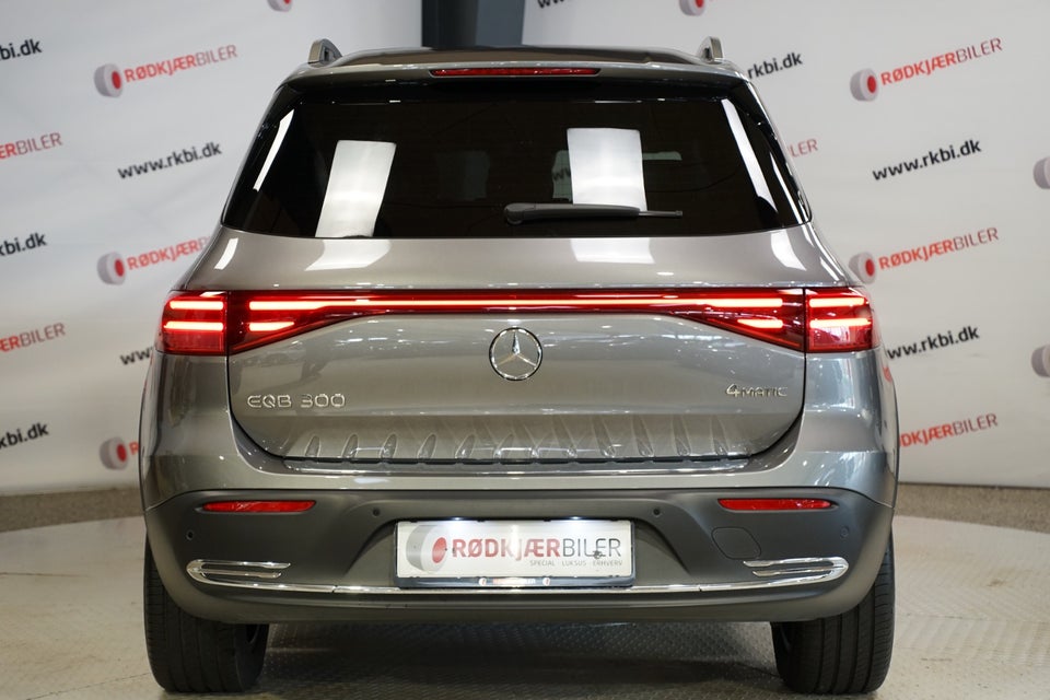 Mercedes EQB300 Progressive 4Matic 5d