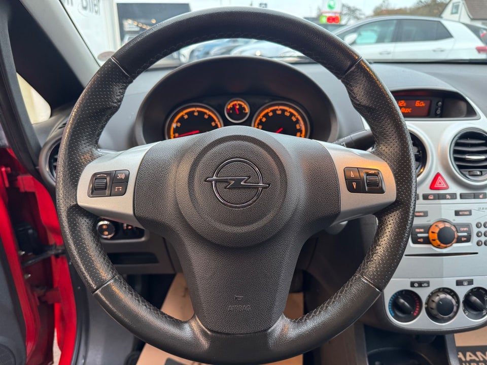 Opel Corsa 1,4 16V Enjoy 3d