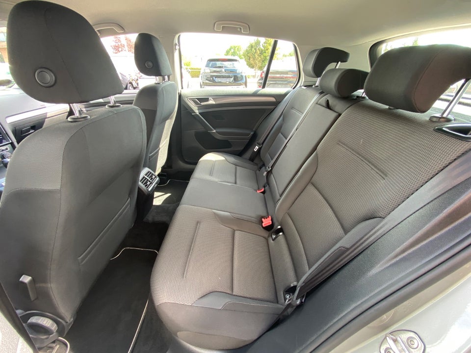 VW Golf VII 1,5 TSi 150 Comfortline DSG 5d