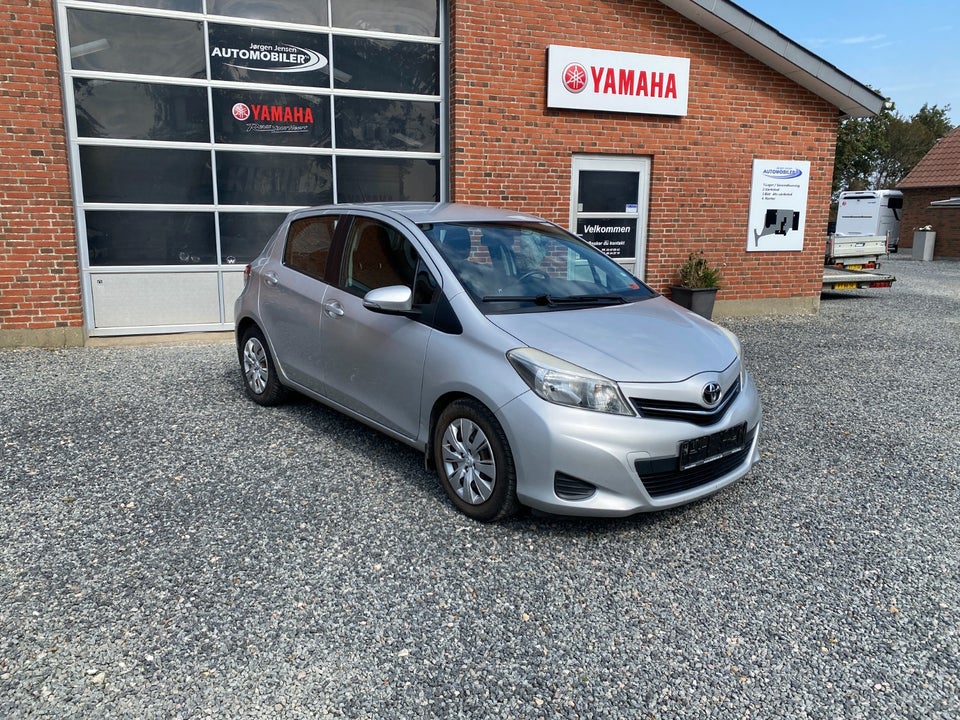 Toyota Yaris 1,4 D-4D T2 Touch 5d