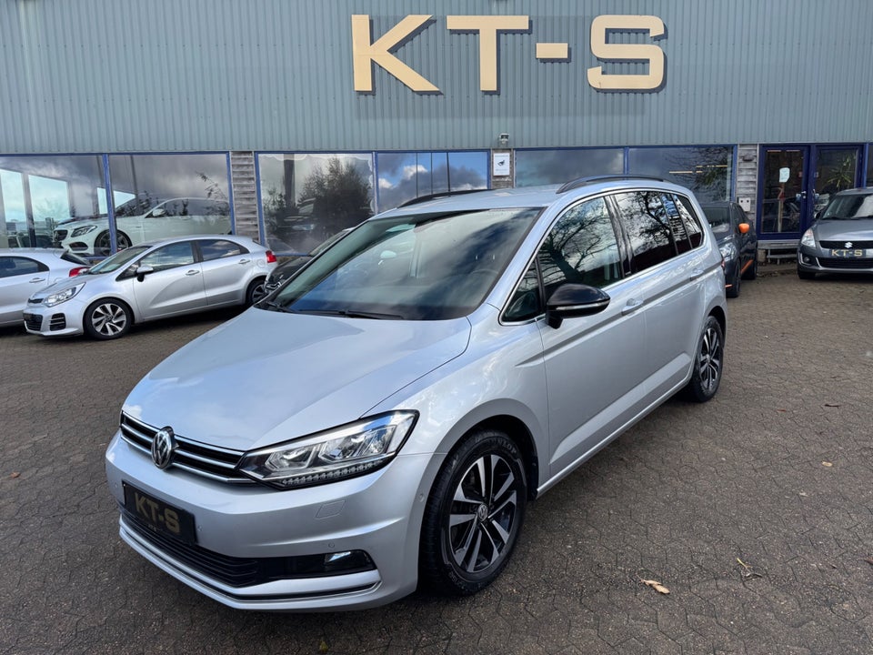 VW Touran 1,6 TDi 115 IQ.Drive DSG 7prs 5d