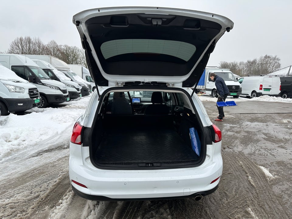 Ford Focus 1,5 EcoBlue Titanium Van 5d