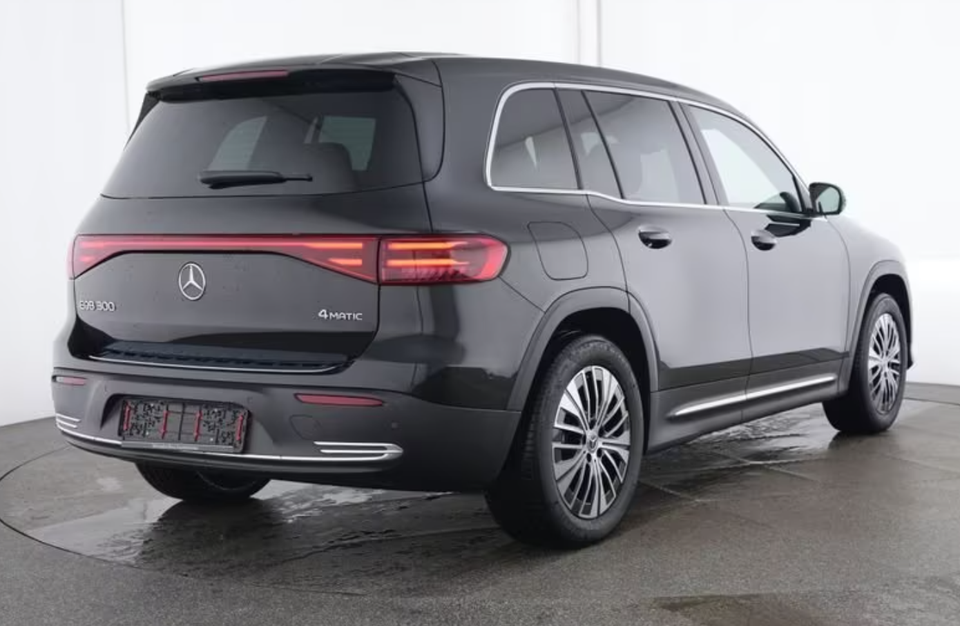 Mercedes EQB300 Progressive 4Matic 5d