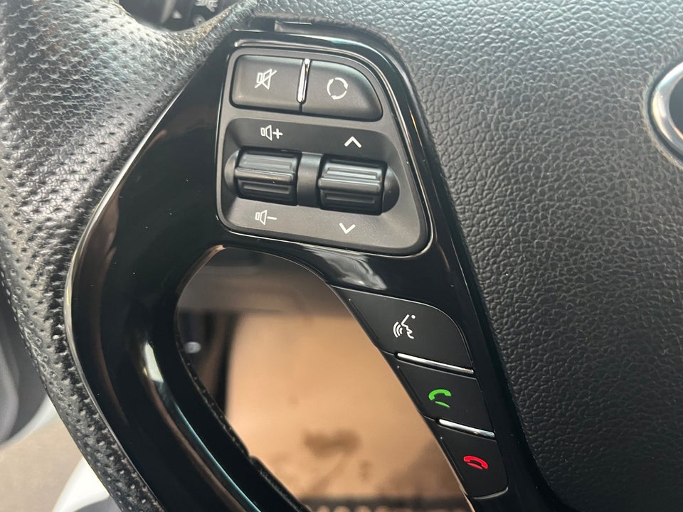 Kia Ceed 1,6 CRDi 136 GT-Line Attraction SW DCT 5d