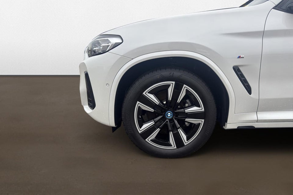 BMW iX3 Charged M-Sport 5d