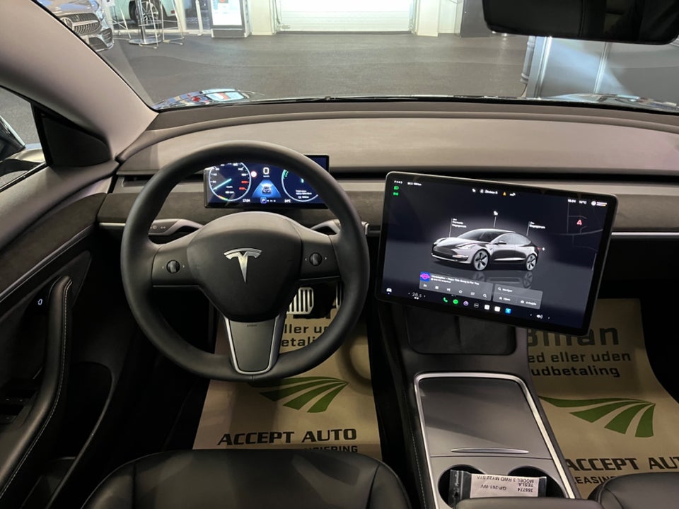 Tesla Model 3 RWD 4d