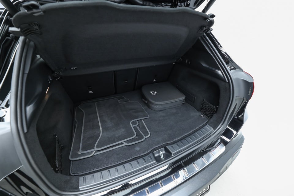 Mercedes EQA250+ AMG Advance 5d