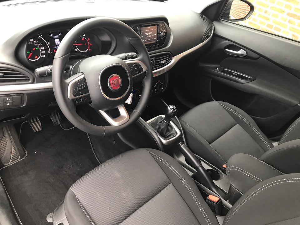 Fiat Tipo 1,3 MJT 95 Easy SW 5d