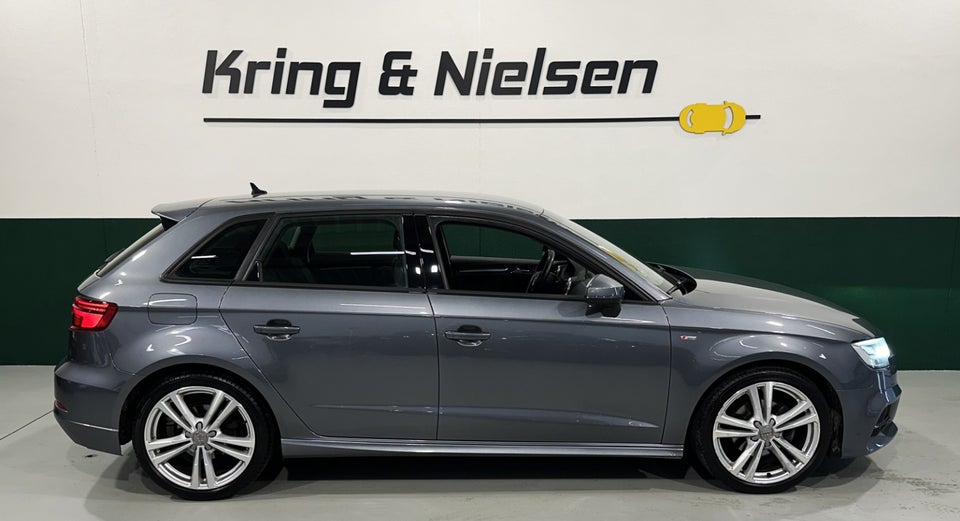 Audi A3 35 TFSi Sport Limited Sportback S-tr. 5d