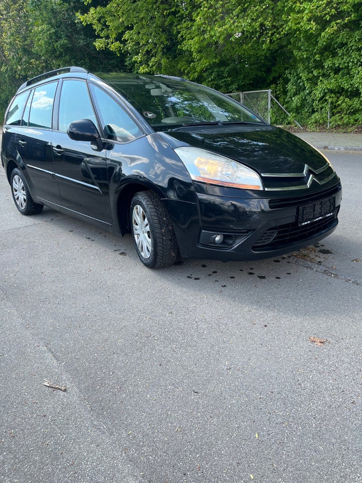 Citroën Grand C4 Picasso 1,8 16V Prestige 7prs 5d