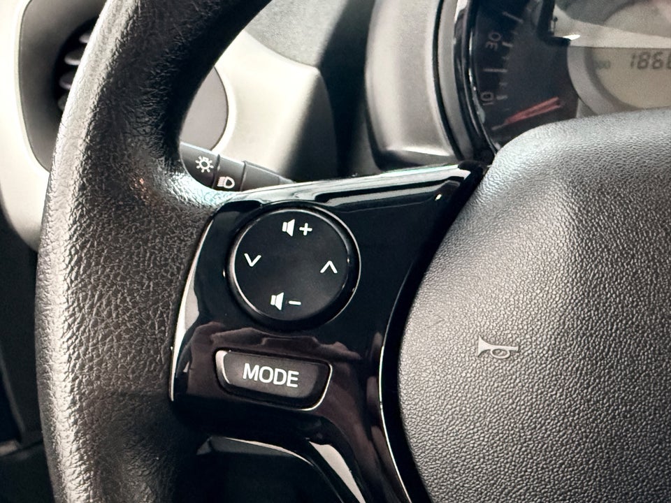 Peugeot 108 1,0 e-VTi 69 Active 5d