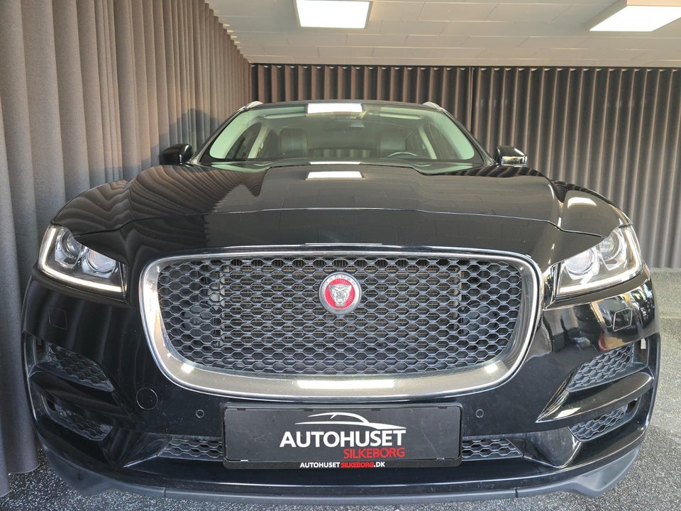 Jaguar F-Pace 2,0 D180 Pure aut. AWD 5d