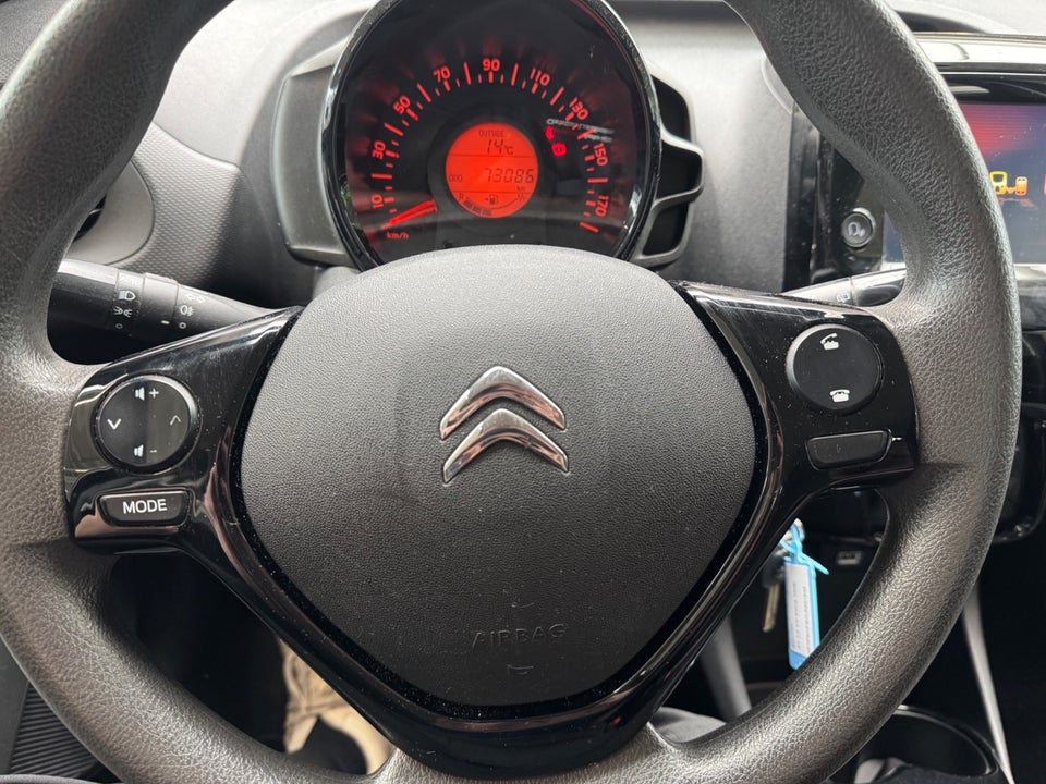 Citroën C1 1,0 VTi Shine 5d